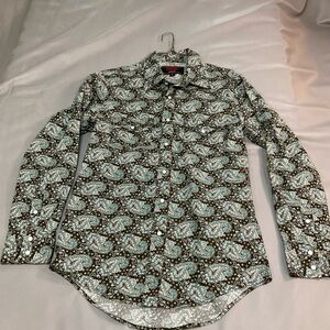 Stylish Paisley Button-Down Shirt